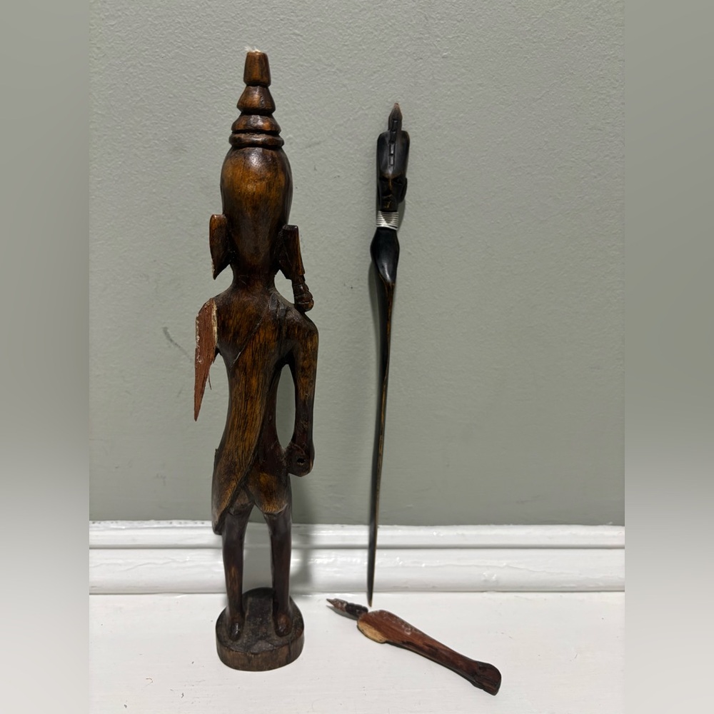 VTG Ugandan 1976 Hand Carved Wooden Maasai Warrior Figurine - Picture 4 of 16